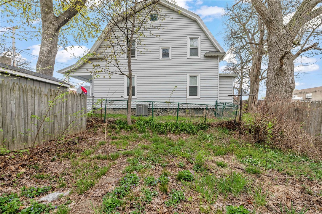 137 W Elm Street, East Rochester, New York image 35