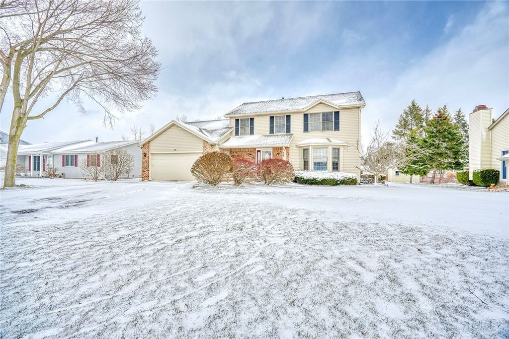 Photo of 629 Guinevere Drive, Greece, NY 14626 (MLS # R1667410)