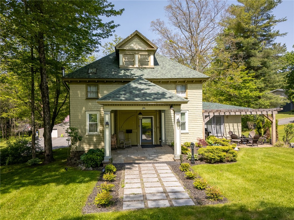 8 Van Dyke Avenue, Harpersfield, New York image 2
