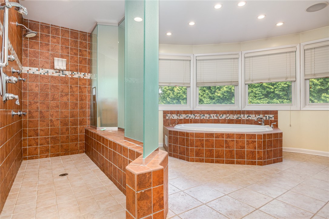 99 Grosvenor Road, Brighton, New York image 28