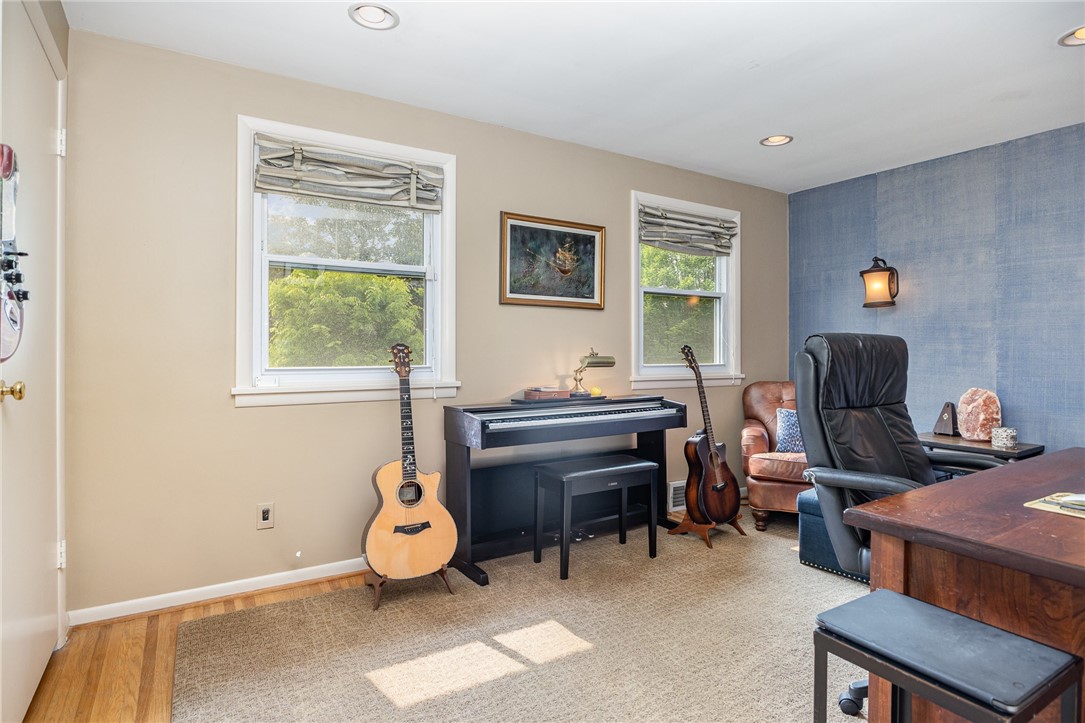 99 Grosvenor Road, Brighton, New York image 23
