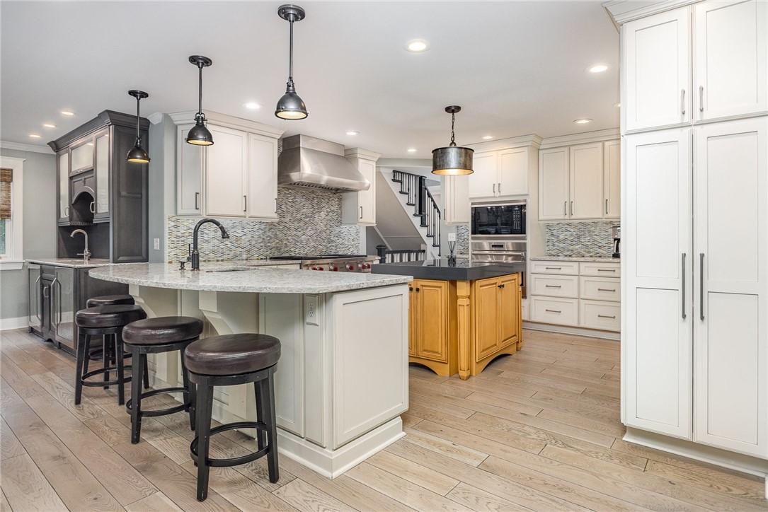 99 Grosvenor Road, Brighton, New York image 10