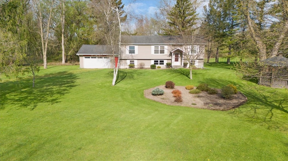 5745 Eddy Ridge Road, Williamson, New York image 1