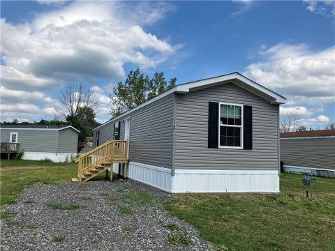 Mobile Home For Sale - 852 Us Route 11 Lot 126<br/> Oswego, NY 13036