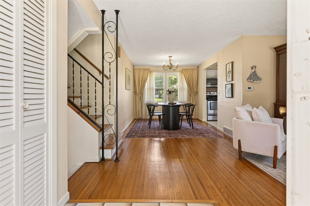 11 Parkwood Lane