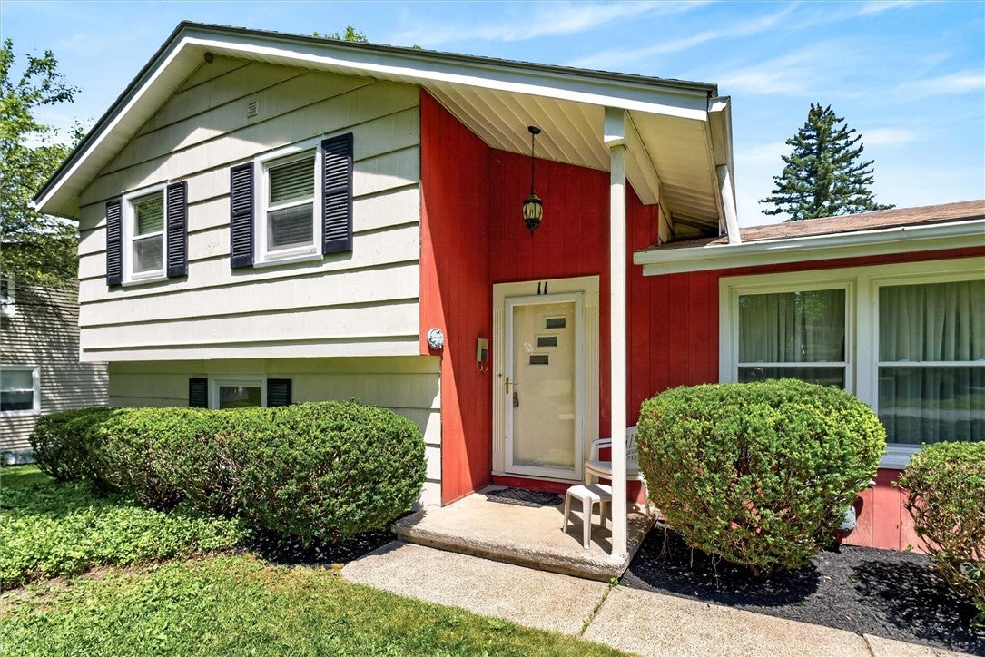 11 Parkwood Lane