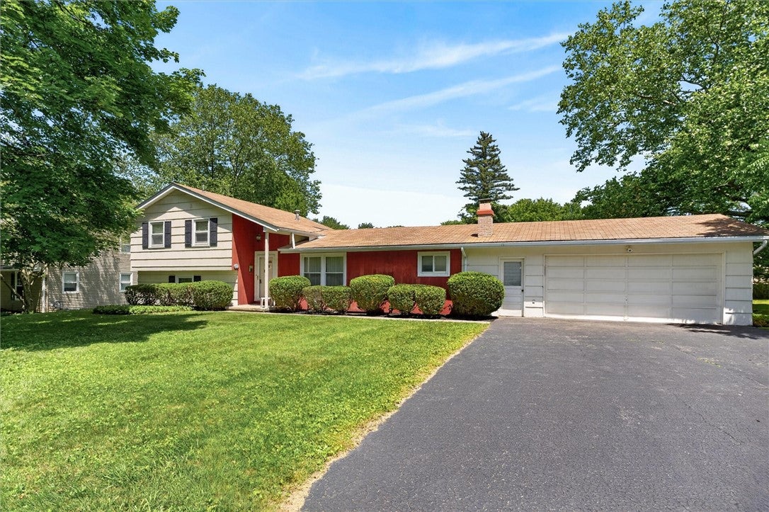 11 Parkwood Lane