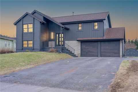 7 Glenville Drive Rochester NY 14606