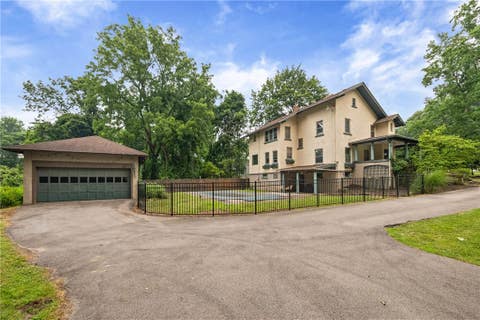 Tiny photo for 2179 Five Mile Line Road, Penfield, NY 14526 (MLS # R1707914)