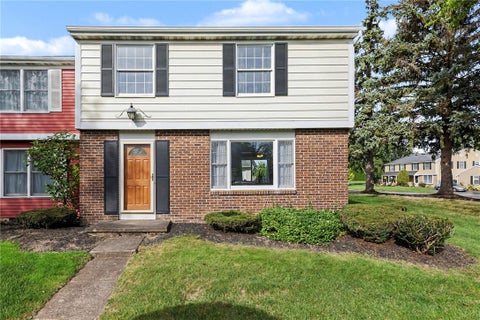 Photo of 37 Summit Knolls Drive, Webster, NY 14580 (MLS # R1717051)