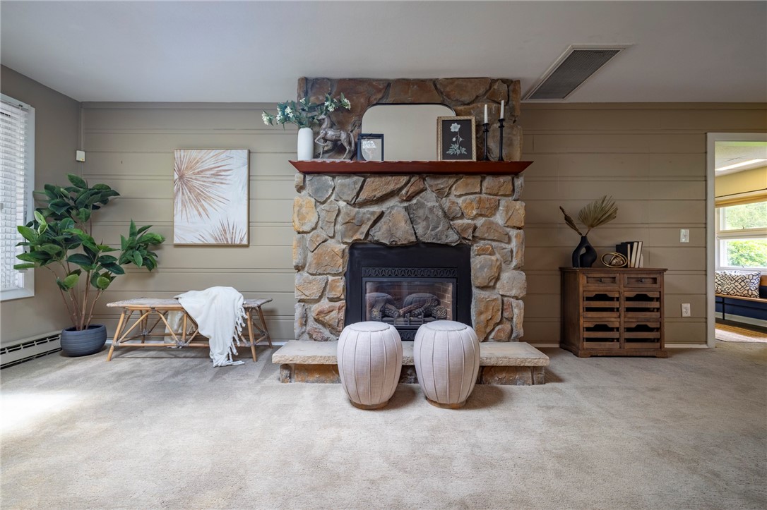 4282 East Avenue, Pittsford, New York image 17