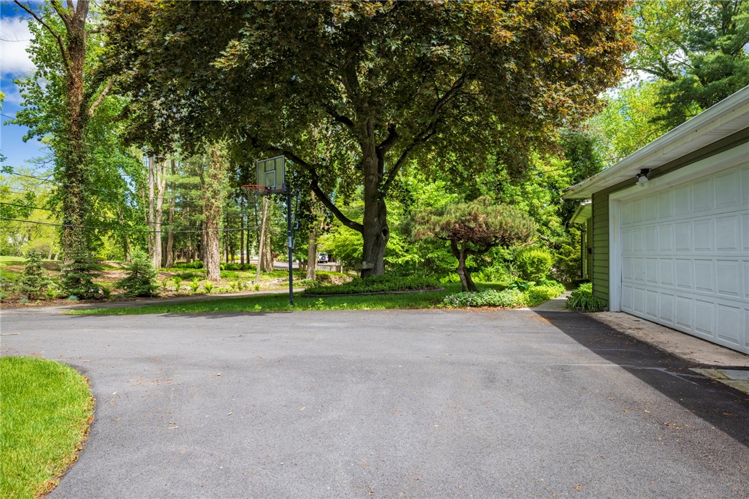4282 East Avenue, Pittsford, New York image 35