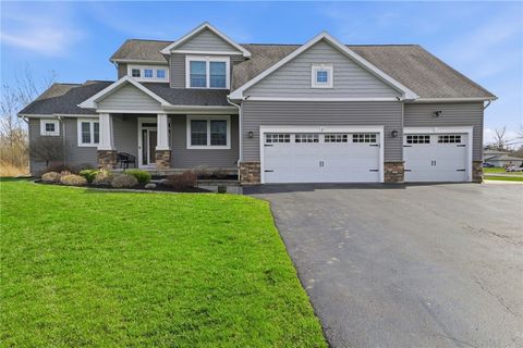 1 Golden Pond Trail Spencerport NY 14559