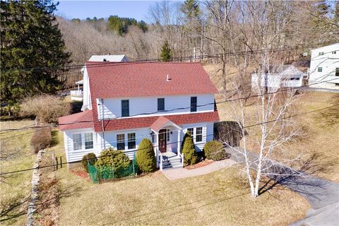 Photo of 81 Clinton Street, Oneonta, NY 13820 (MLS # R1590215)