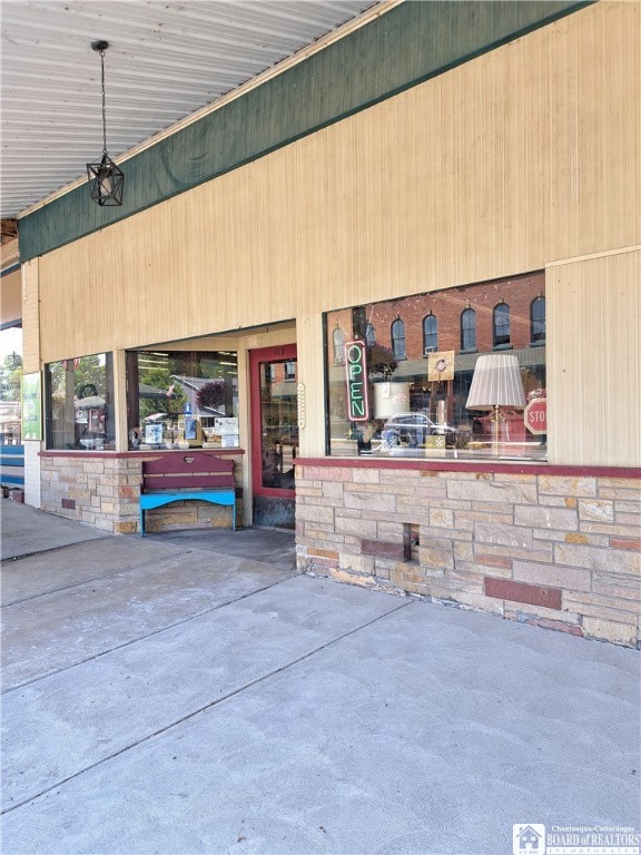 110 W Main Street