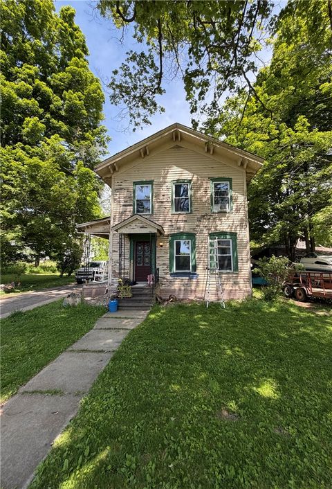 Homes For Sale - 1 Maple Street<br/> Chenango County, Smyrna, NY 13464