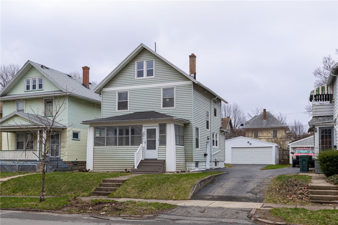 621 Clay Avenue
