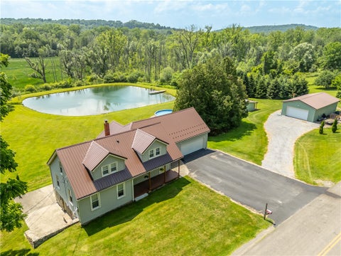 Homes For Sale - 4394 Hogback Hill Rd Rd<br/> Wayne County, Palmyra, NY 14522
