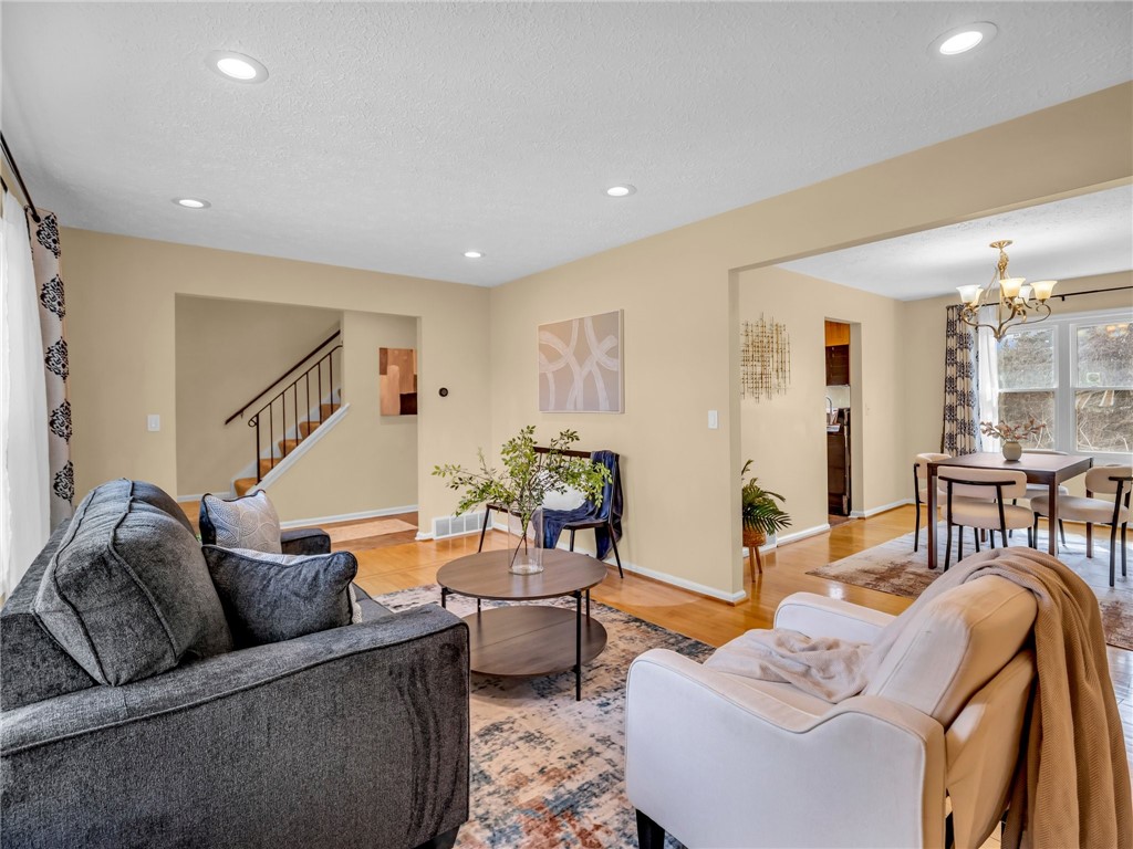 29 French Meadow Lane, Brighton, New York image 7