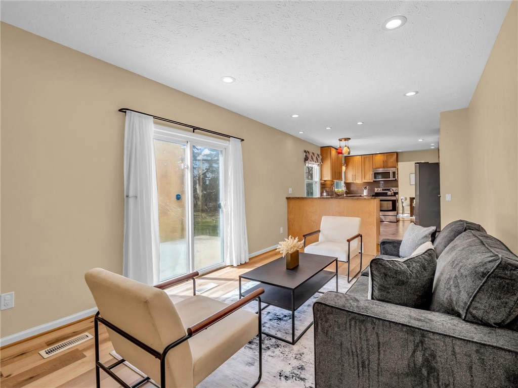 29 French Meadow Lane, Brighton, New York image 16