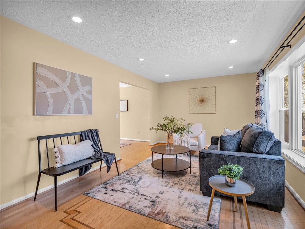 29 French Meadow Lane, Brighton, New York image 4