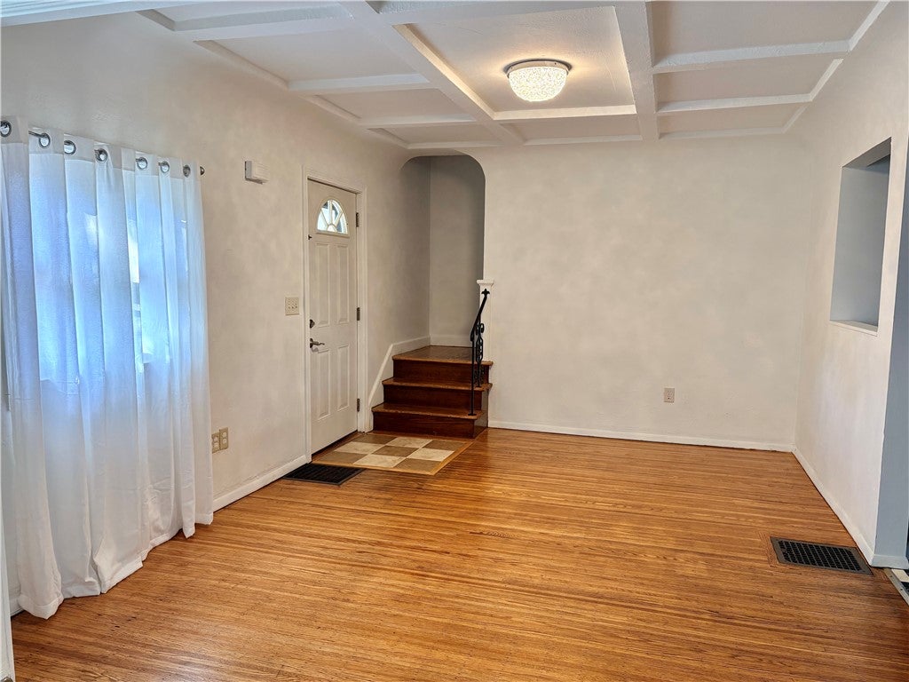 100 Beverly Hgts