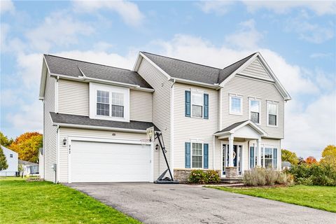 Photo of 242 Woodsview Drive, Webster, NY 14580 (MLS # R1646288)