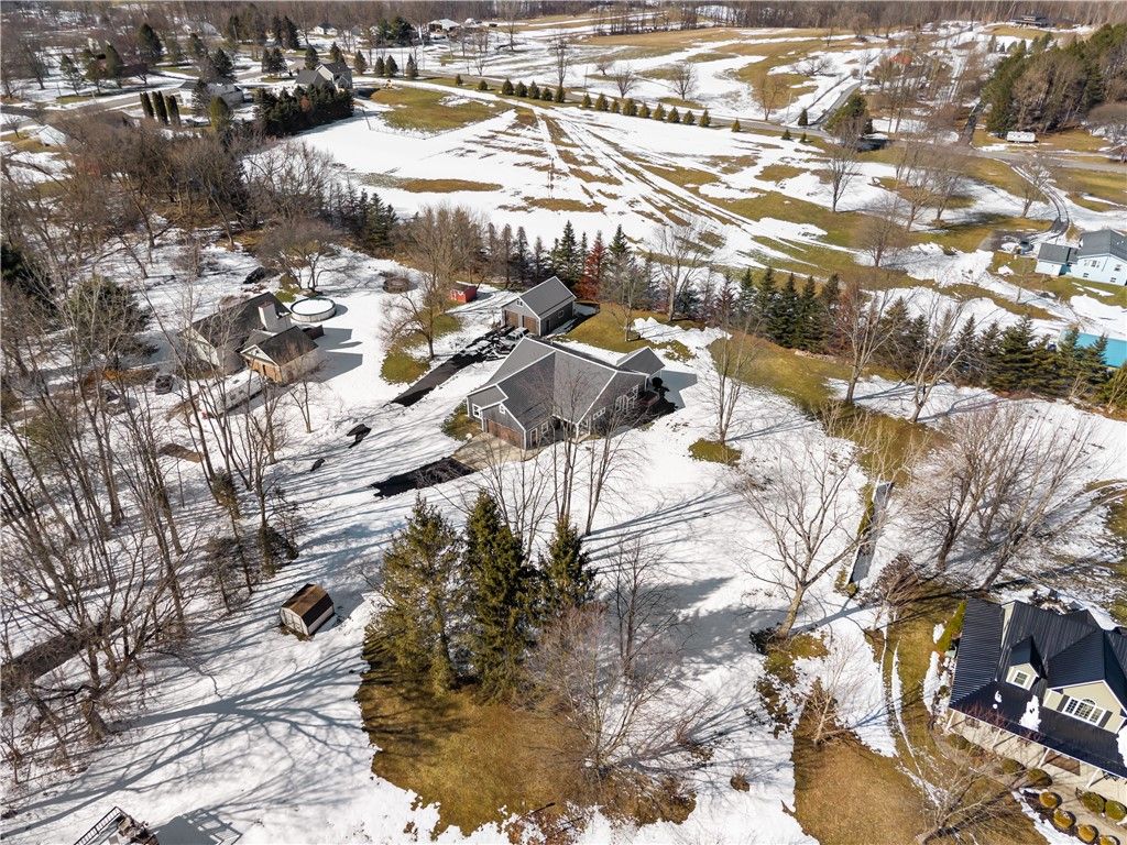 Photo of 2305 Vandy Drive, Macedon, NY 14522 (MLS # R1666298)