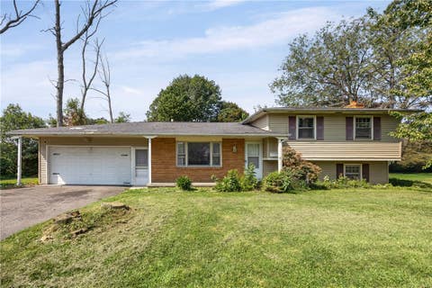 Photo of 879 Maiden aka 11 Black Walnut Dr Lane, Greece, NY 14615 (MLS # R1706006)