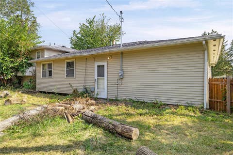 Tiny photo for 879 Maiden aka 11 Black Walnut Dr Lane, Greece, NY 14615 (MLS # R1706006)