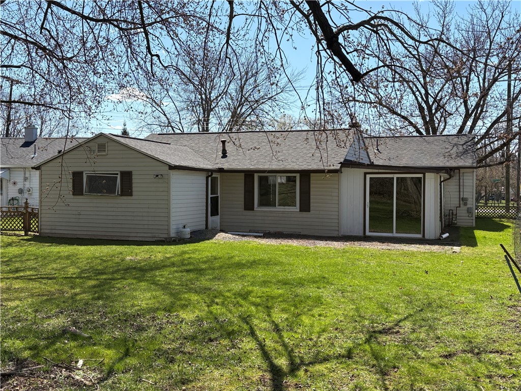 13 Wycliffe Road, Waterloo, New York image 2