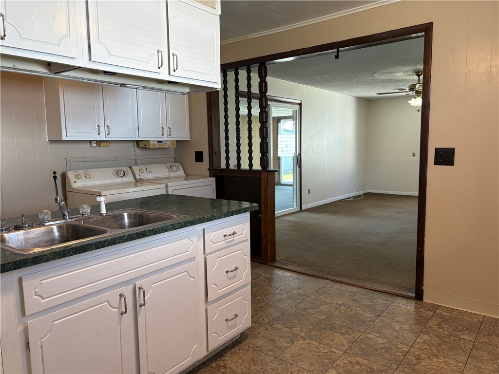 13 Wycliffe Road, Waterloo, New York image 6