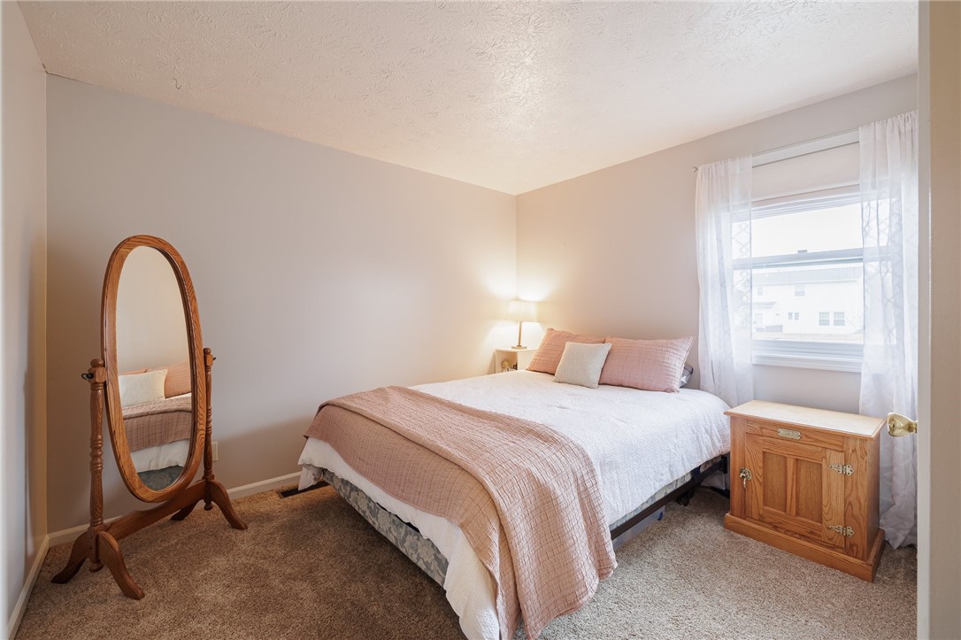 88 Woodsong Lane, Greece, New York image 8