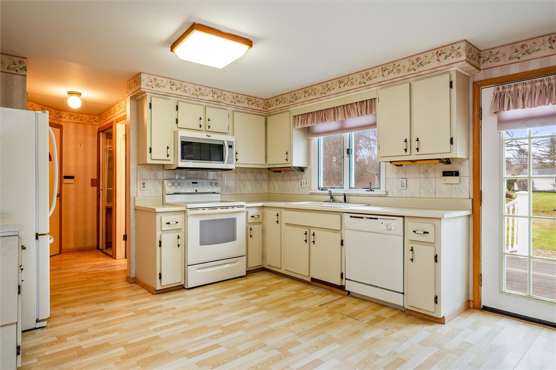 1457 Calkins Road, Henrietta, New York image 26