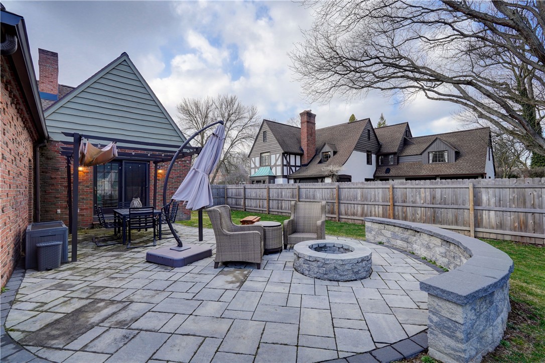 200 Grosvenor Road, Brighton, New York image 35