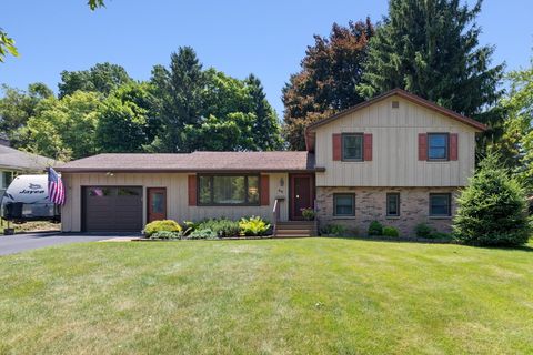 Photo for 49 Kindlewood Lane