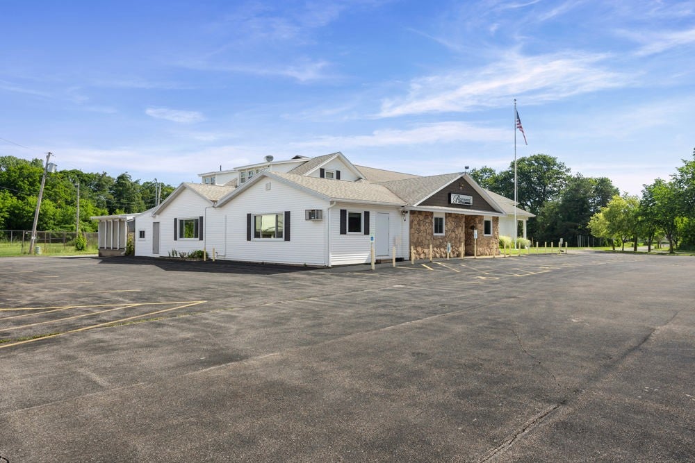 Photo of 362 Maiden Lane, Greece, NY 14616 (MLS # R1711490)