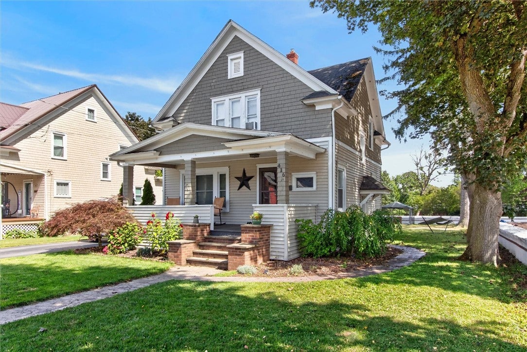 416 West Avenue