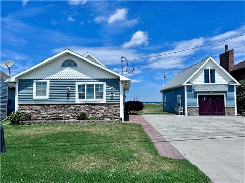 Photo for 3163 Edgemere Drive