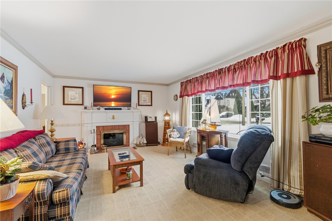 8387 Wickham Boulevard