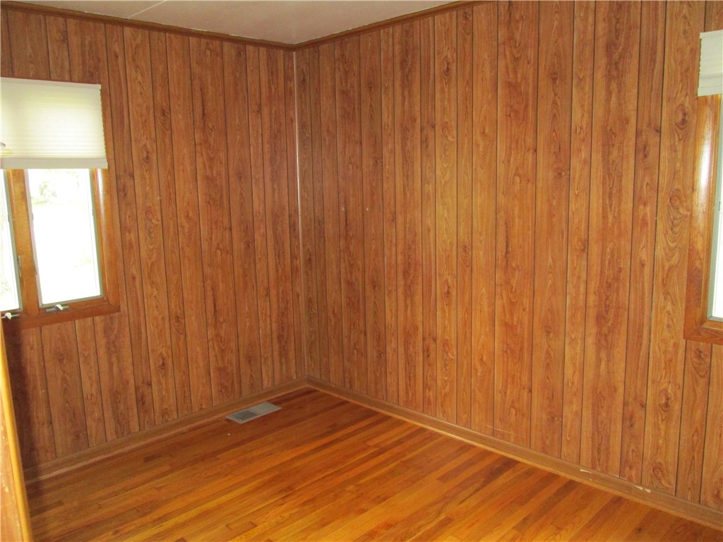 54 Seneca Street, Webster, New York image 14