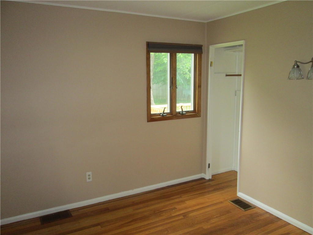 54 Seneca Street, Webster, New York image 16
