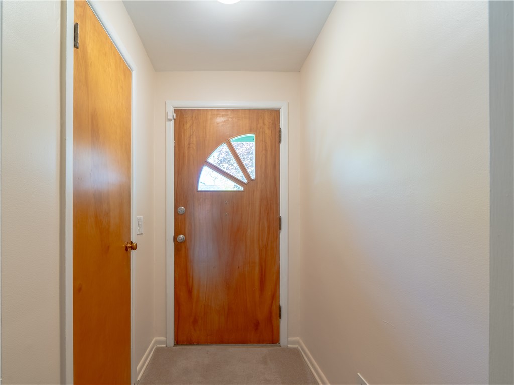 92 Carol Drive, Irondequoit, New York image 12