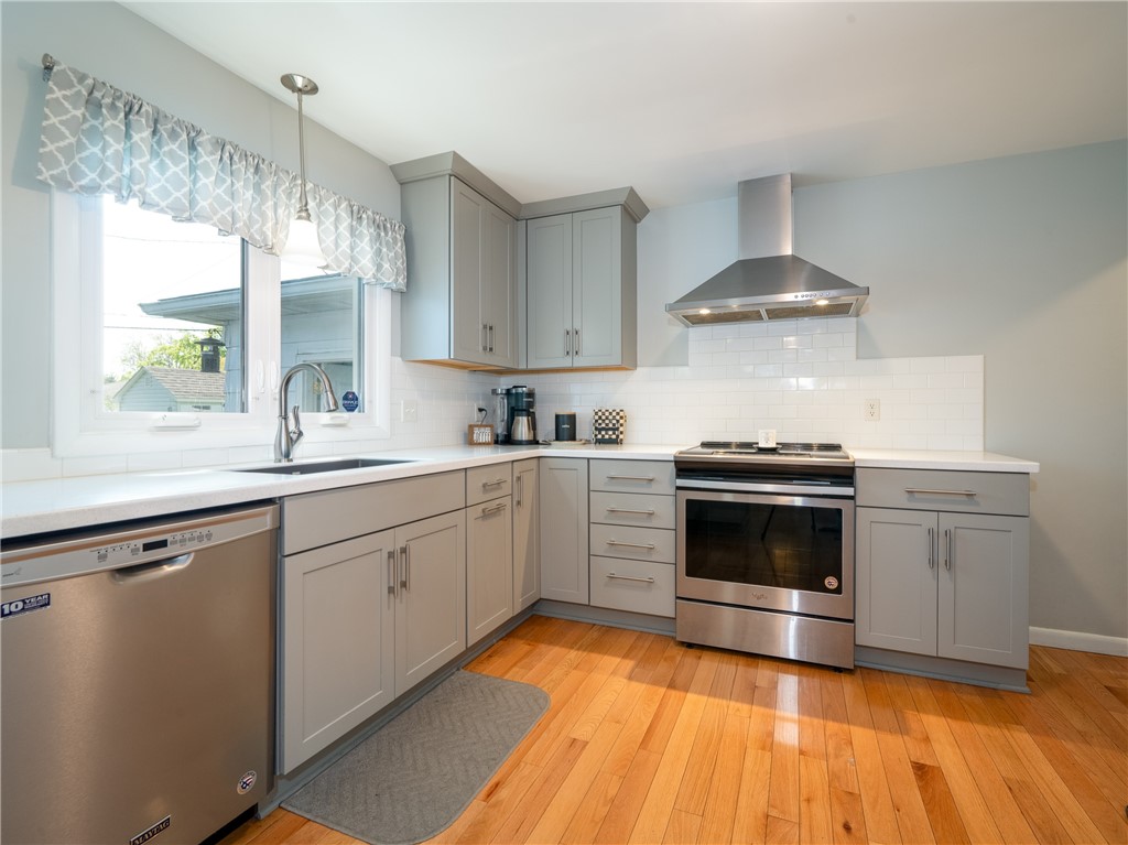 92 Carol Drive, Irondequoit, New York image 22