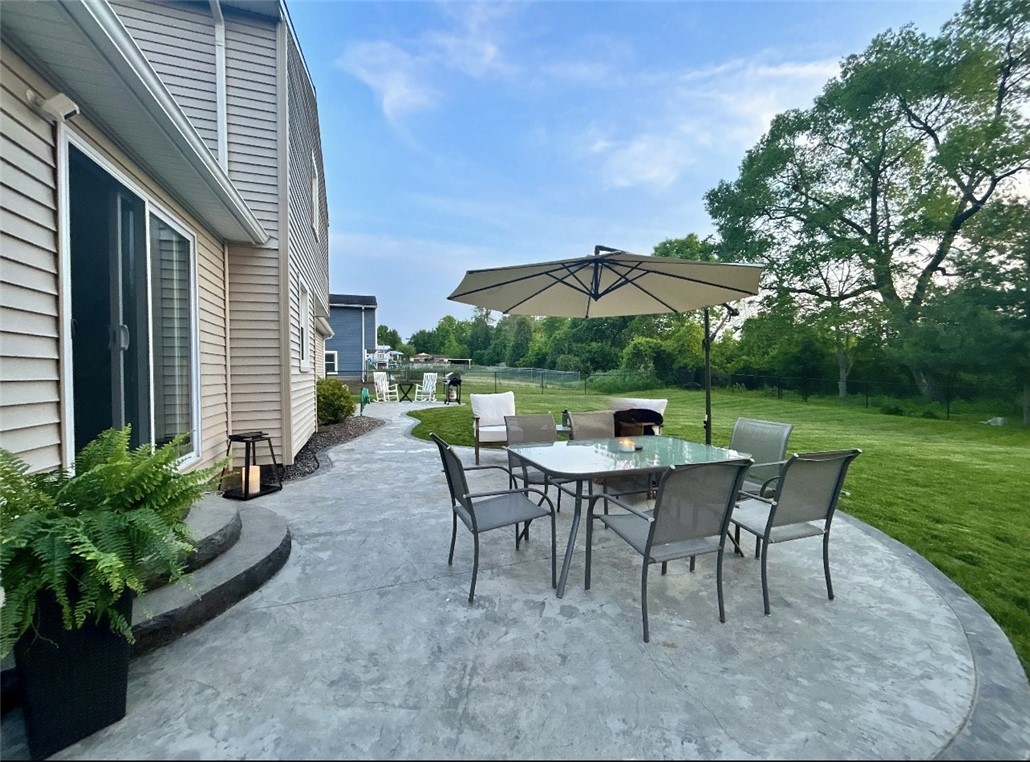 1732 Elmwood Circle, Farmington, New York image 29