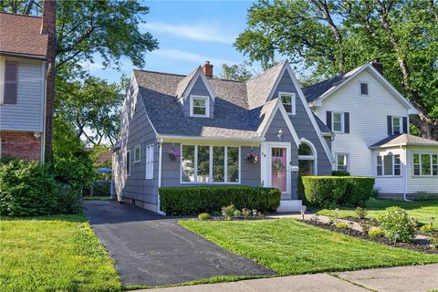 Photo of 74 Pontiac Drive, Irondequoit, NY 14617 (MLS # R1695071)