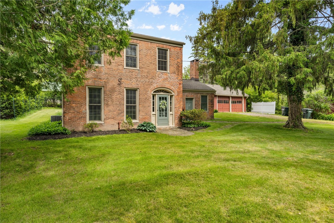11 Caledonia Avenue