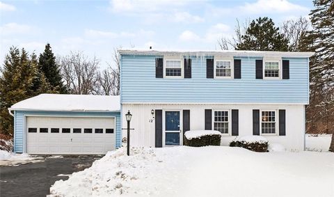 12 Queensberry Lane Rochester NY 14624