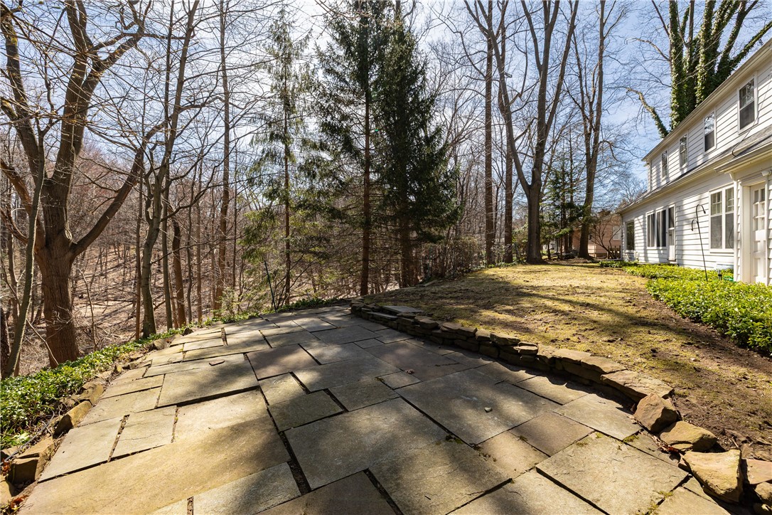 646 Oakridge Drive, Irondequoit, New York image 42