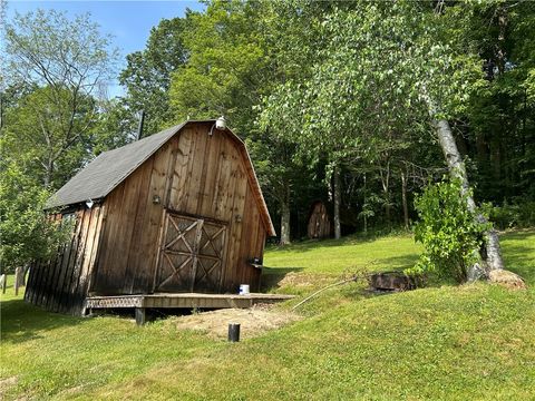 Tiny photo for 72 Rodgar Lane, Bradford Town, PA 16701 (MLS # R1694683)